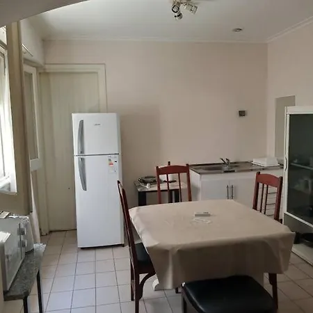 Departamento Al Frente- Habitacion Con Living Tandil Exterior photo