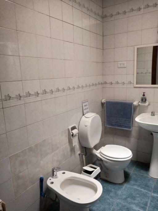 Departamento Al Frente- Con Living Apartment